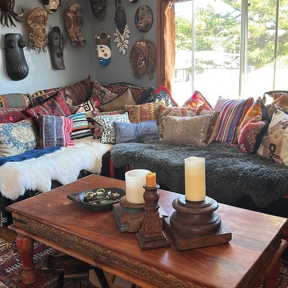 🇹🇷Kilim pillow from Turkey. 18” x 30” long. Red and green are the main colors - Picture 13 of 13